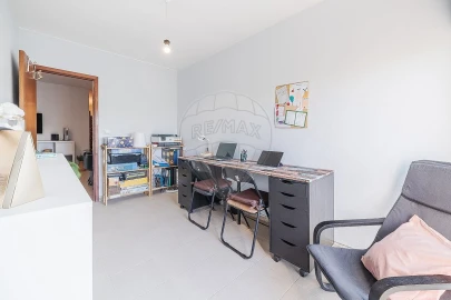 Apartamento T2 para Venda em Rio de Mouro