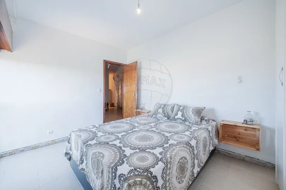 Apartamento T2 para Venda em Rio de Mouro