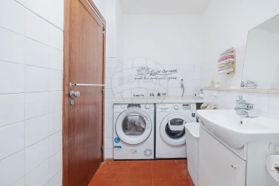 Apartamento T2 para Venda em Rio de Mouro