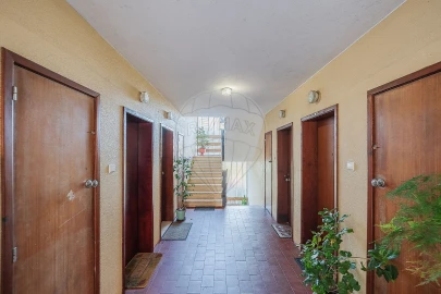 Apartamento T2 para Venda em Rio de Mouro