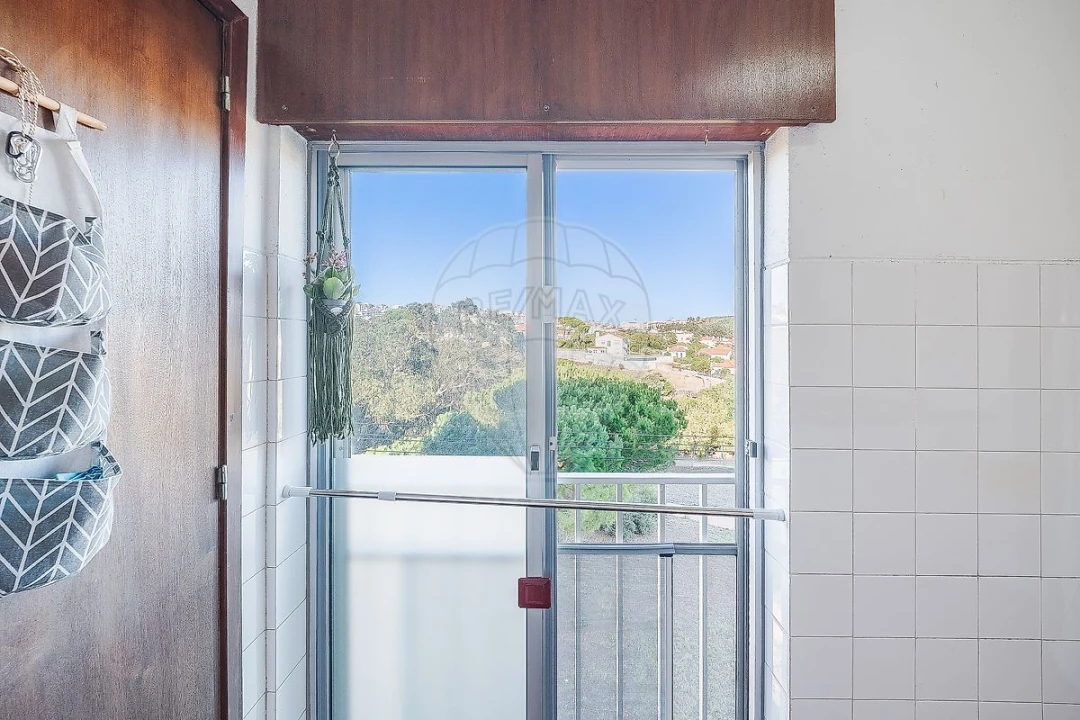 Apartamento T2 para Venda em Rio de Mouro Foto 26