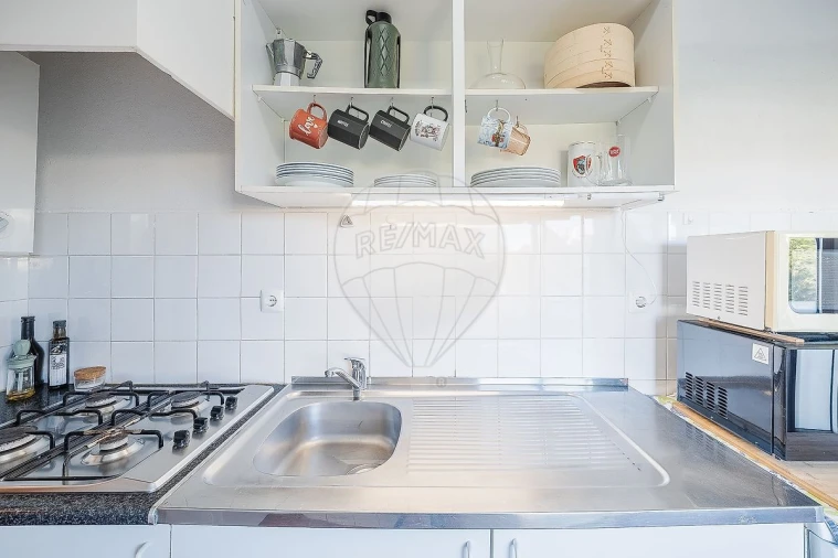 Apartamento T2 para Venda em Rio de Mouro Foto 24