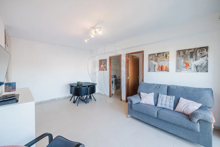 Apartamento T2 para Venda em Rio de Mouro Foto 10
