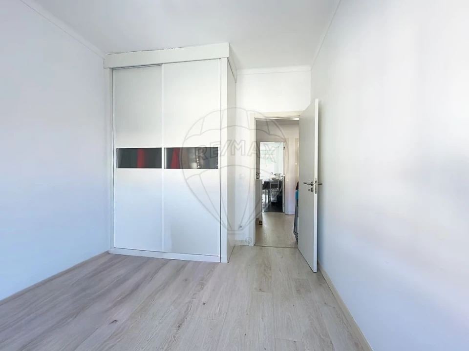 Apartamento T2 para Venda em Baixa da Banheira e Vale da Amoreira Foto 6