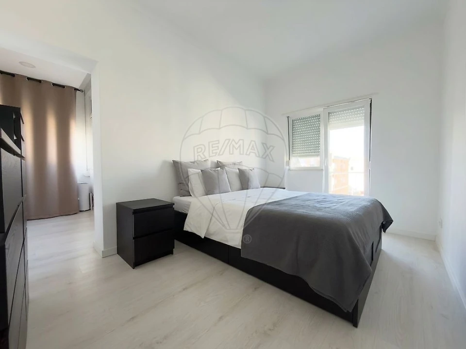 Apartamento T2 para Venda em Baixa da Banheira e Vale da Amoreira Foto 11
