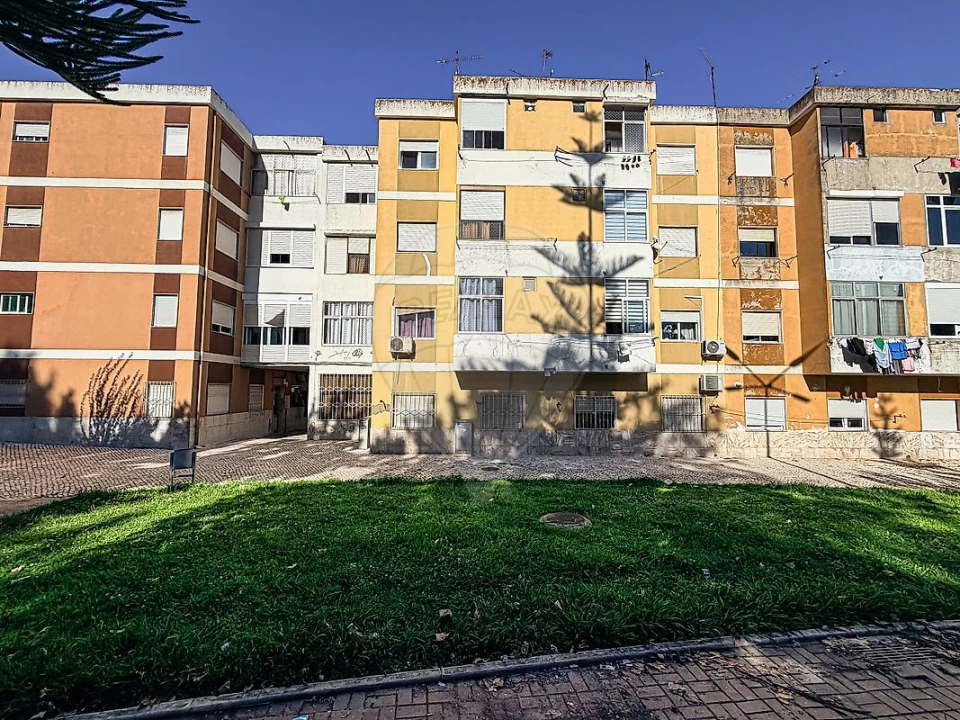 Apartamento T2 para Venda em Baixa da Banheira e Vale da Amoreira Foto 8