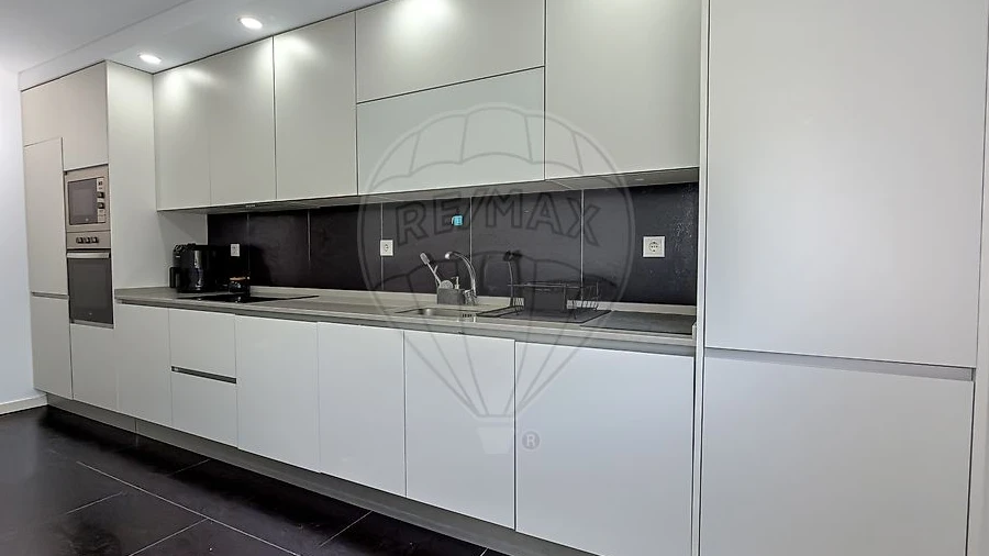 Apartamento T2 para Venda em Baixa da Banheira e Vale da Amoreira
