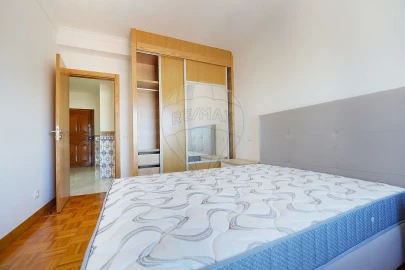 Apartamento T2 para Arrendamento em Tavarede