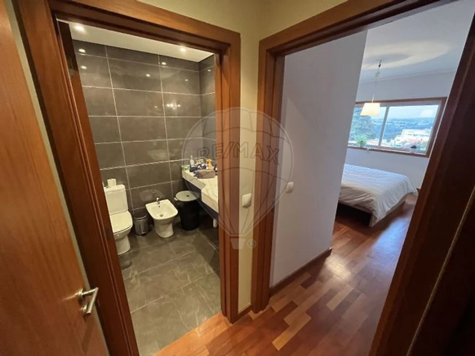 Apartamento T1 para Arrendamento em Aguas Santas Foto 3