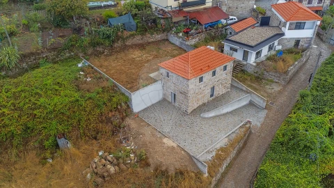 Moradia T3 para Venda em Paço de Sousa