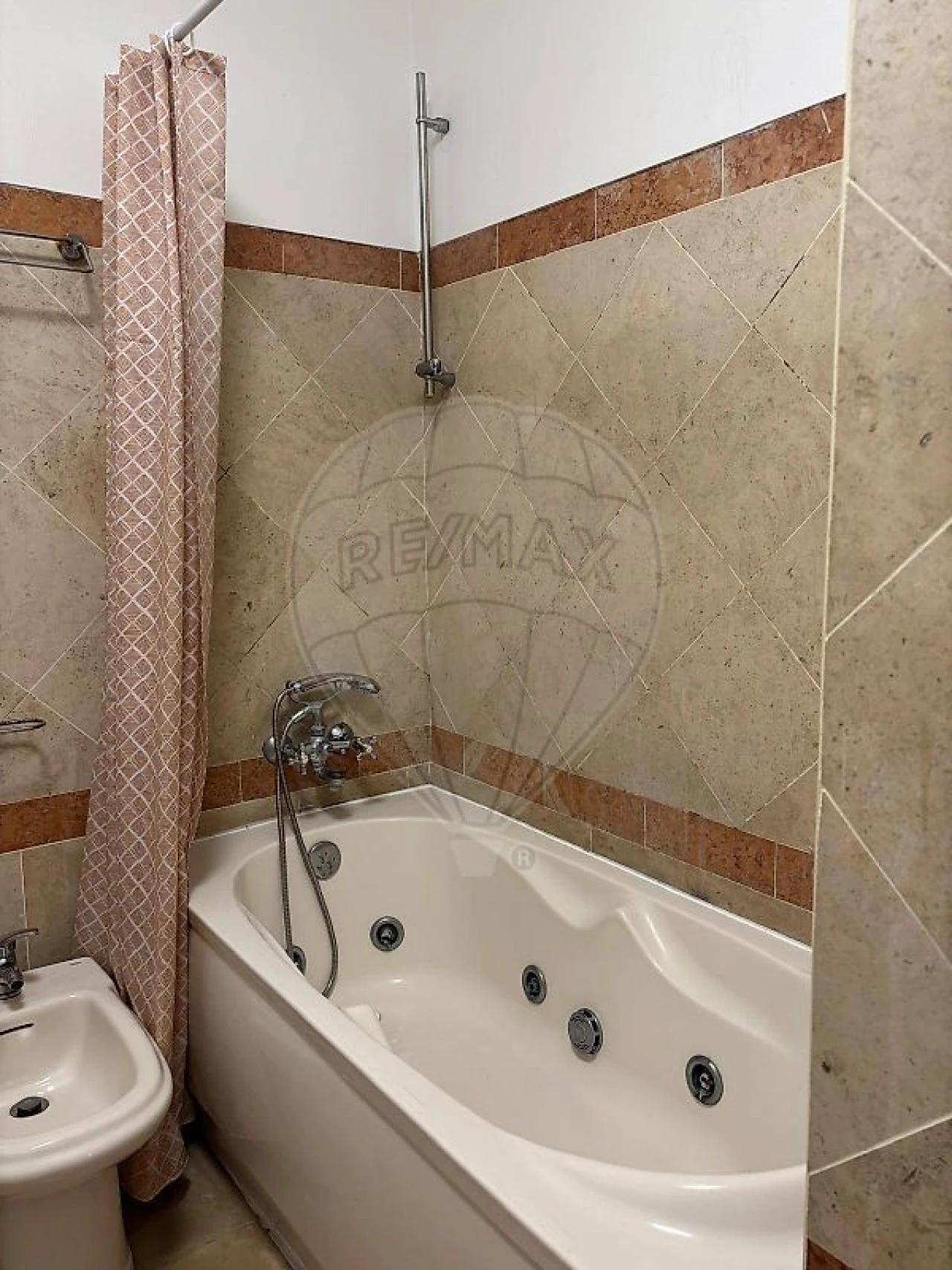 Apartamento T1 para Arrendamento em Costa da Caparica Foto 4
