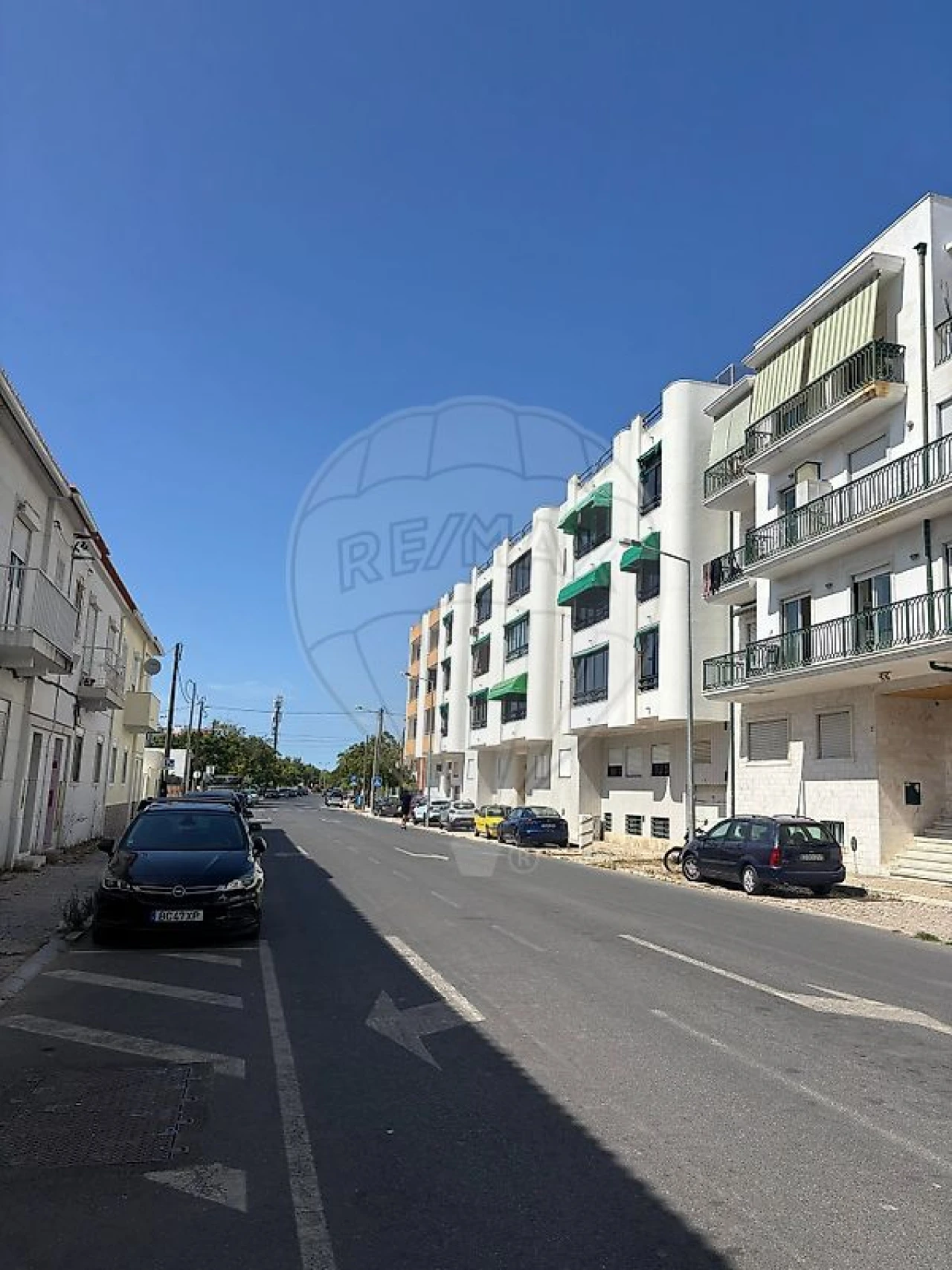 Apartamento T1 para Arrendamento em Costa da Caparica Foto 8