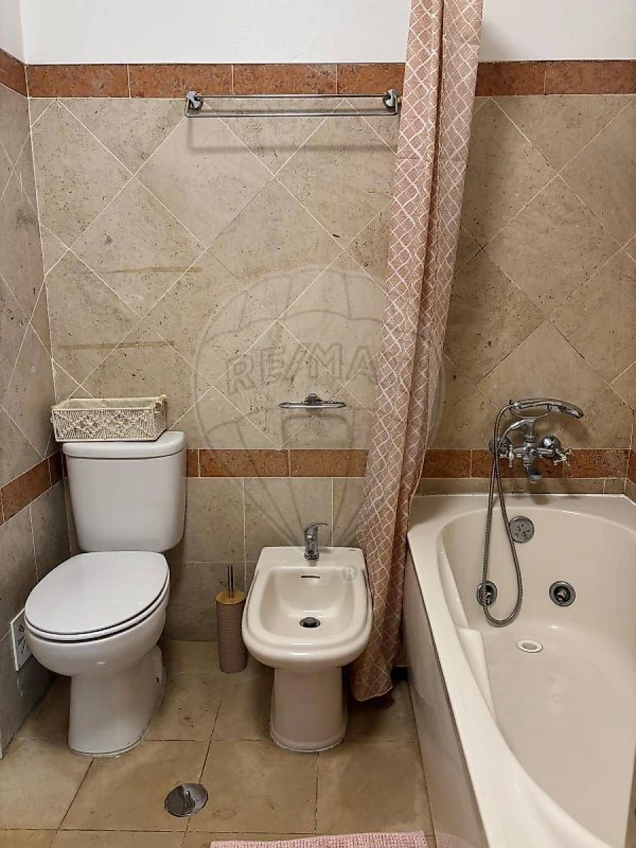 Apartamento T1 para Arrendamento em Costa da Caparica Foto 3