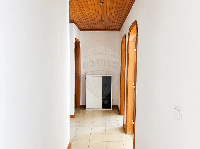Apartamento T1 para Arrendamento em Costa da Caparica Foto 4