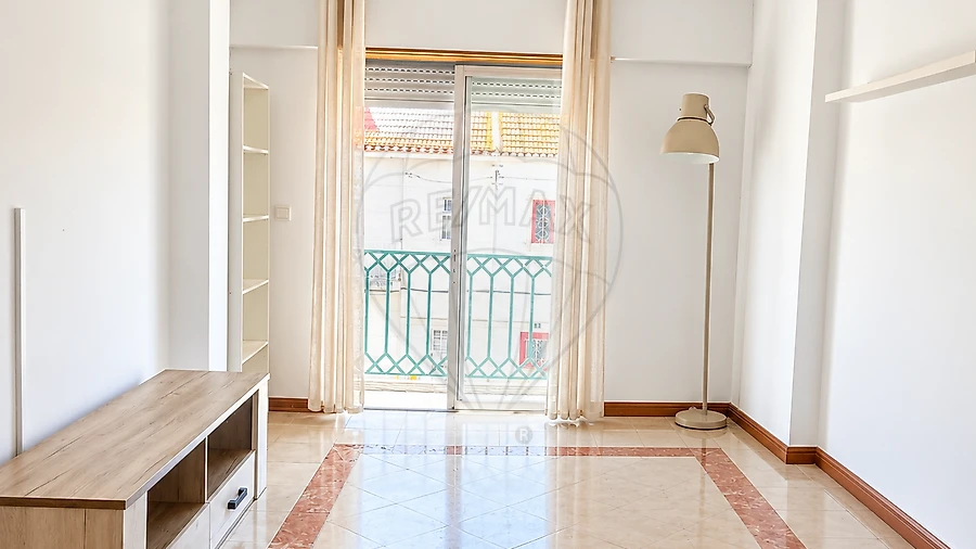 Apartamento T1 para Arrendamento em Costa da Caparica