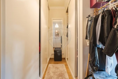 Apartamento T2 para Venda em Santo António dos Cavaleiros e Frielas