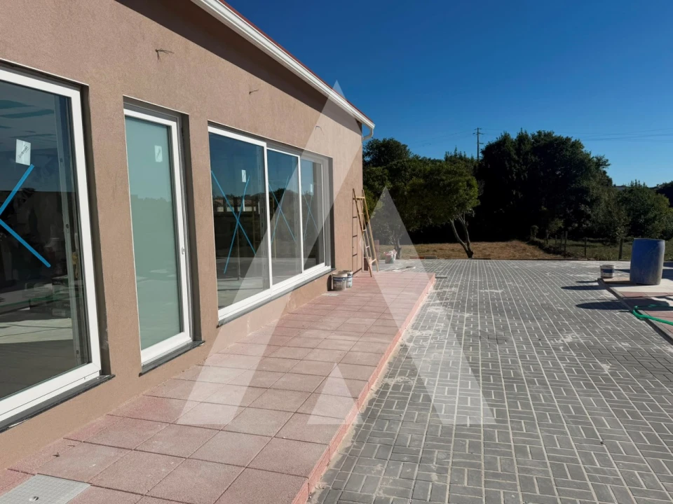Moradia T3 para Venda em Esgueira Foto 4