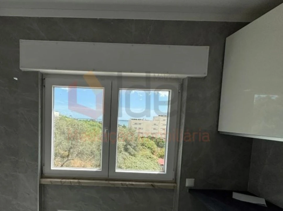 Apartamento T2 para Venda em Setubal (São Sebastião) Foto 3