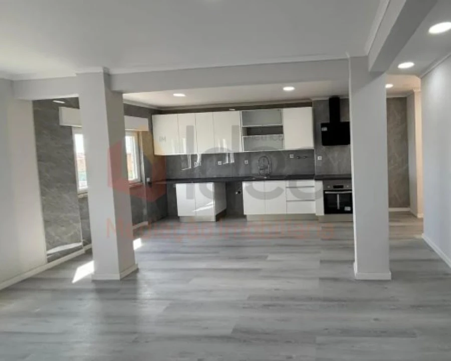 Apartamento T2 para Venda em Setubal (São Sebastião) Foto 4