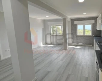 Apartamento T2 para Venda em Setubal (São Sebastião)