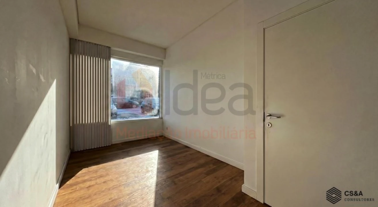 Apartamento T2 para Venda em Amora Foto 8