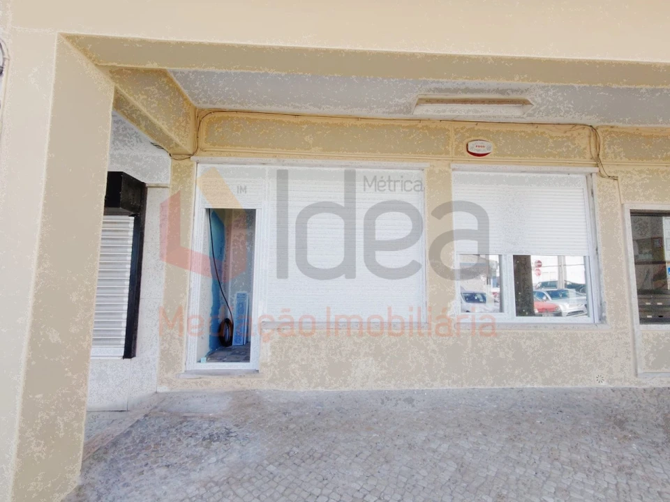 Apartamento T2 para Venda em Amora Foto 20