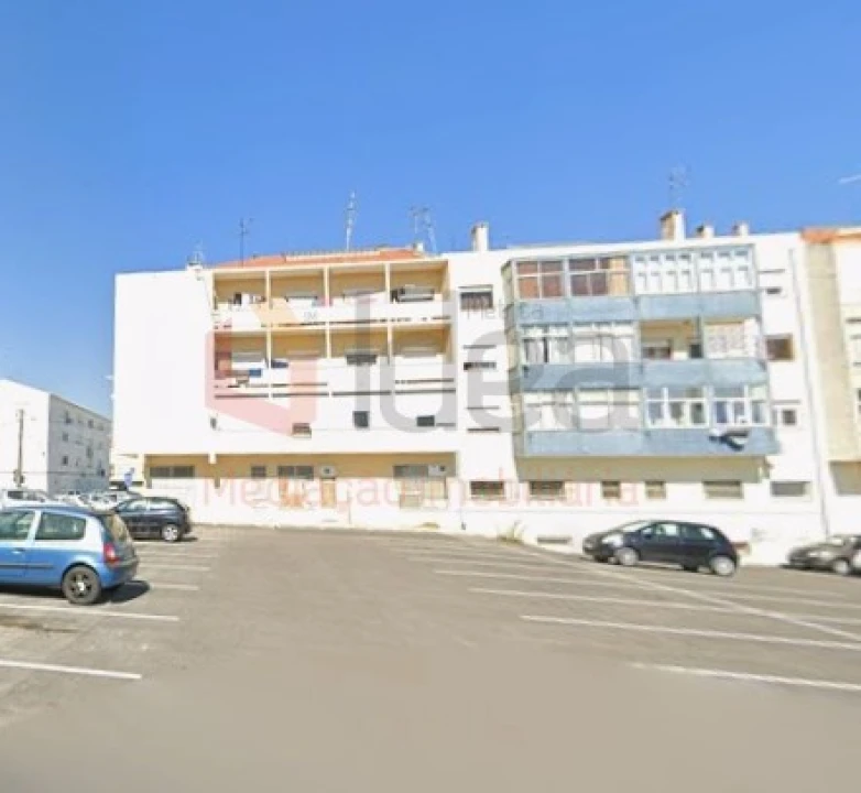 Apartamento T2 para Venda em Amora Foto 26