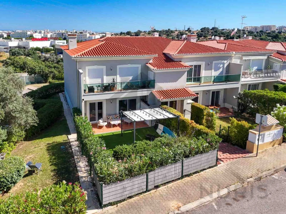 Apartamento T2 para Venda em Portimão Foto 6