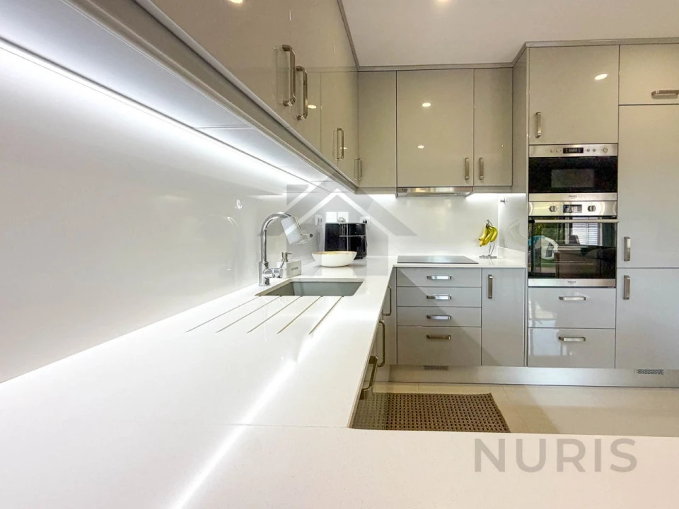 Apartamento T2 para Venda em Portimão Foto 14