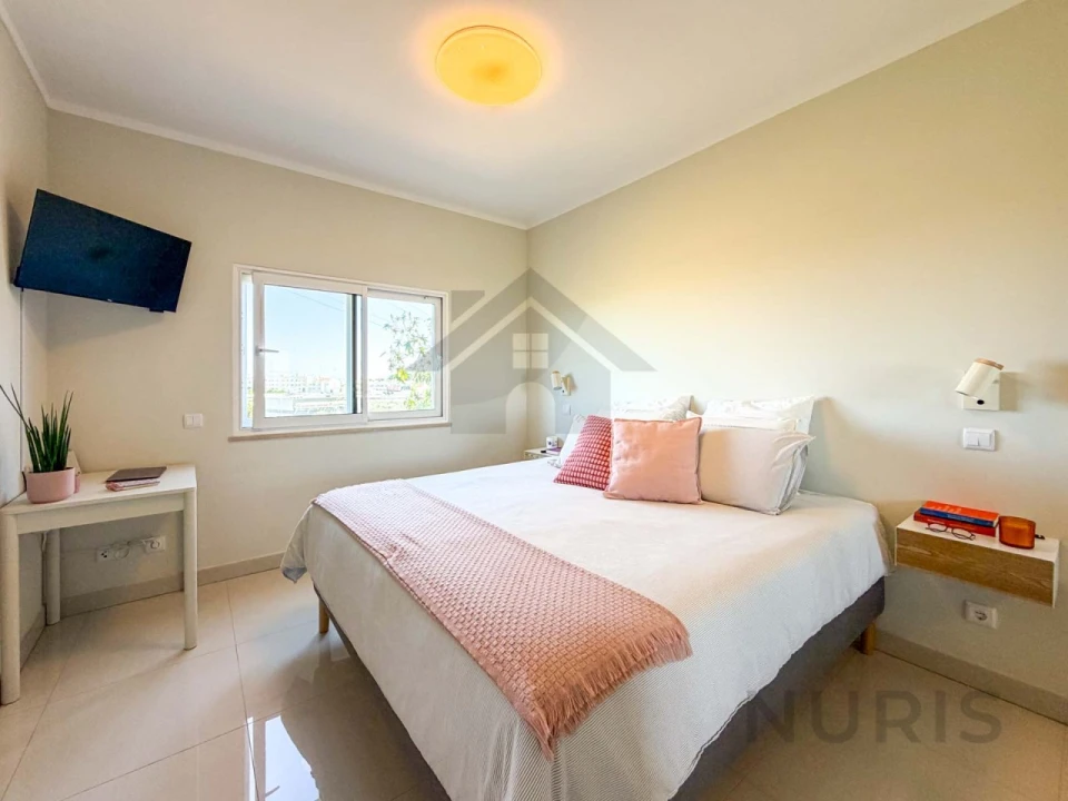 Apartamento T2 para Venda em Portimão Foto 26