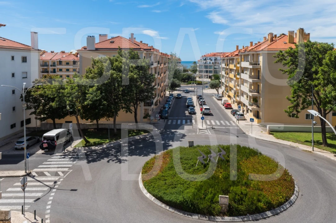 Apartamento T3 para Arrendamento em Carcavelos e Parede Foto 8