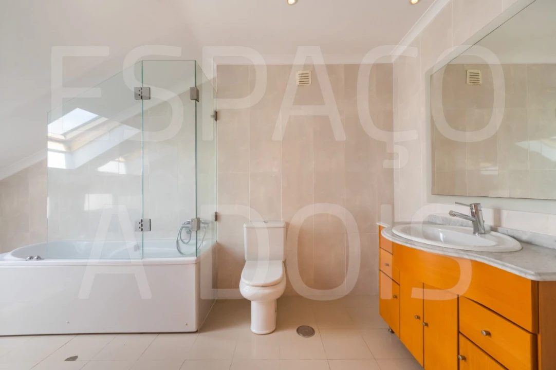 Apartamento T3 para Arrendamento em Carcavelos e Parede Foto 23