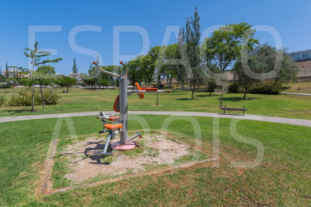 Apartamento T3 para Arrendamento em Carcavelos e Parede Foto 81