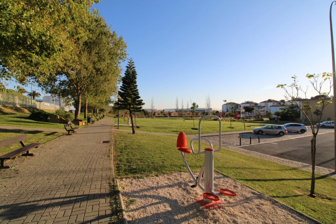 Apartamento T3 para Arrendamento em Carcavelos e Parede Foto 83