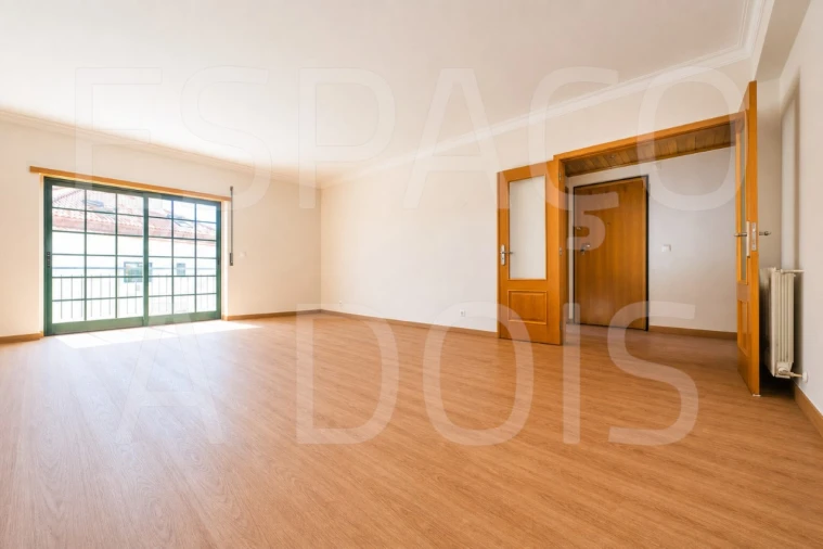 Apartamento T3 para Arrendamento em Carcavelos e Parede Foto 6