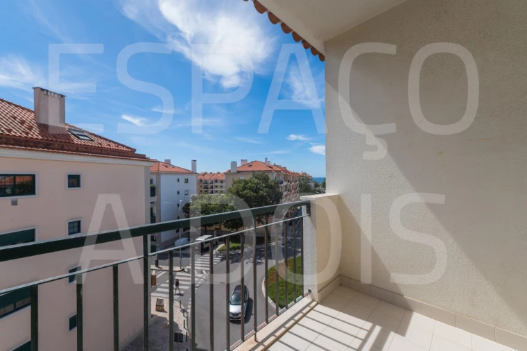 Apartamento T3 para Arrendamento em Carcavelos e Parede Foto 30
