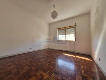 Apartamento T2 para Venda em Rio de Mouro