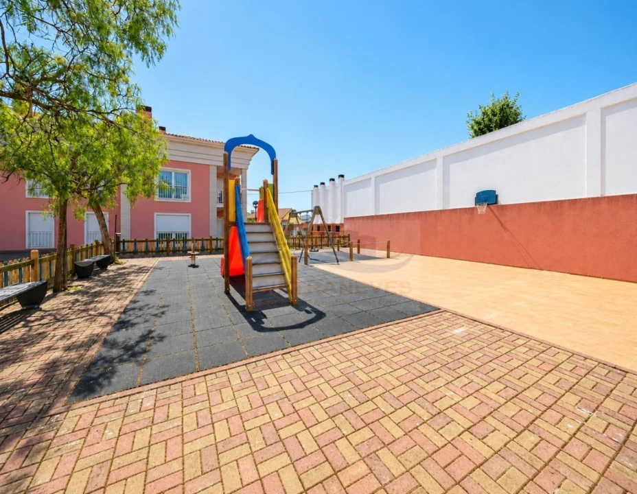 Apartamento T2 para Venda em Milharado Foto 24