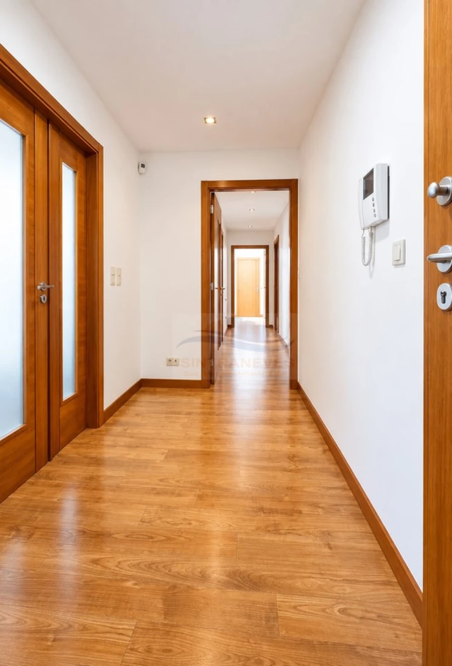 Apartamento T2 para Venda em Milharado Foto 8