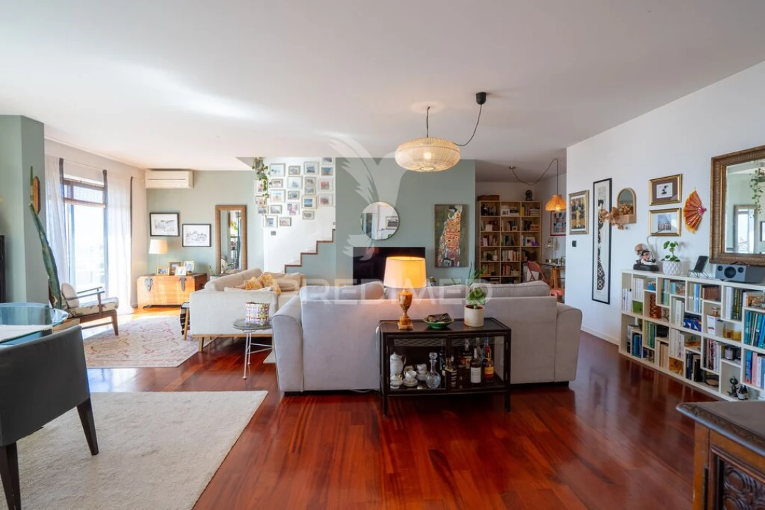 Apartamento T3 para Venda em Santo Antonio Foto 9