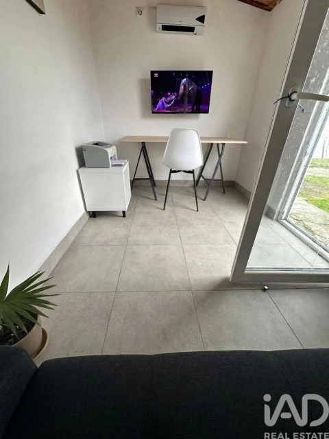 Moradia T1 para Venda em Charneca de Caparica e Sobreda