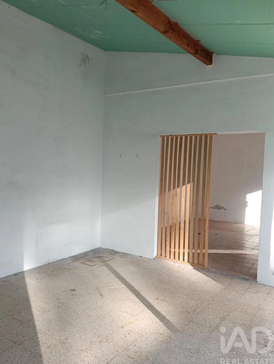 Moradia T1 para Venda em Charneca de Caparica e Sobreda Foto 6