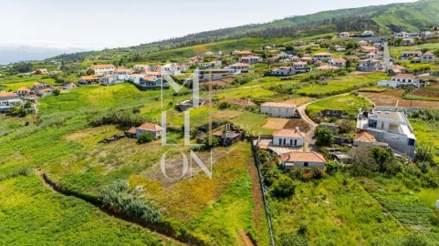 Terreno para Venda em Ponta do Pargo