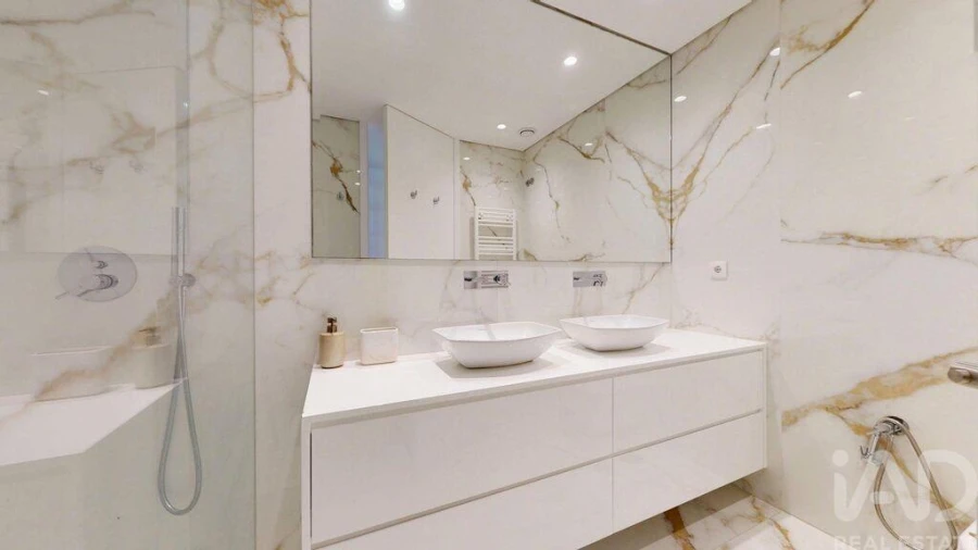 Apartamento T2 para Venda em Canidelo Foto 16