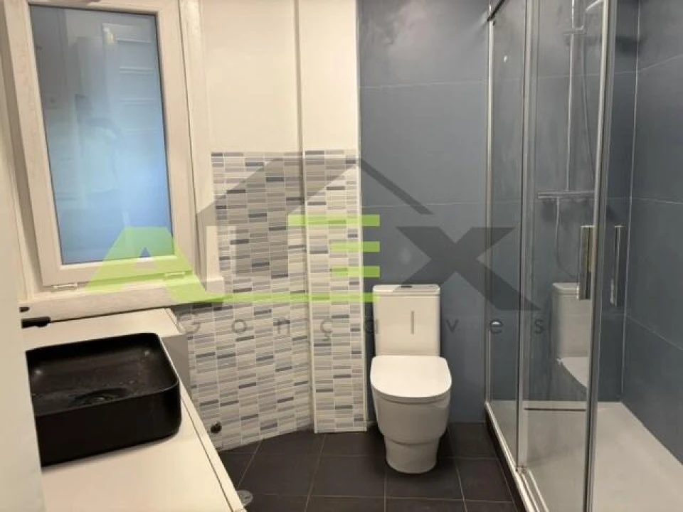 Apartamento T3 para Venda em Areeiro Foto 19