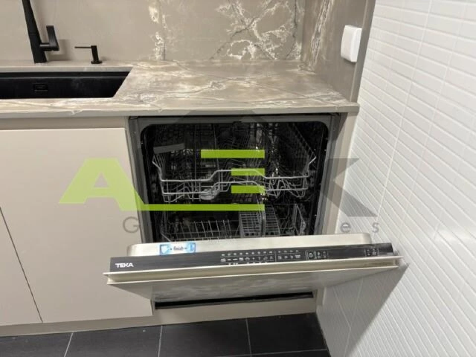 Apartamento T3 para Venda em Areeiro Foto 10