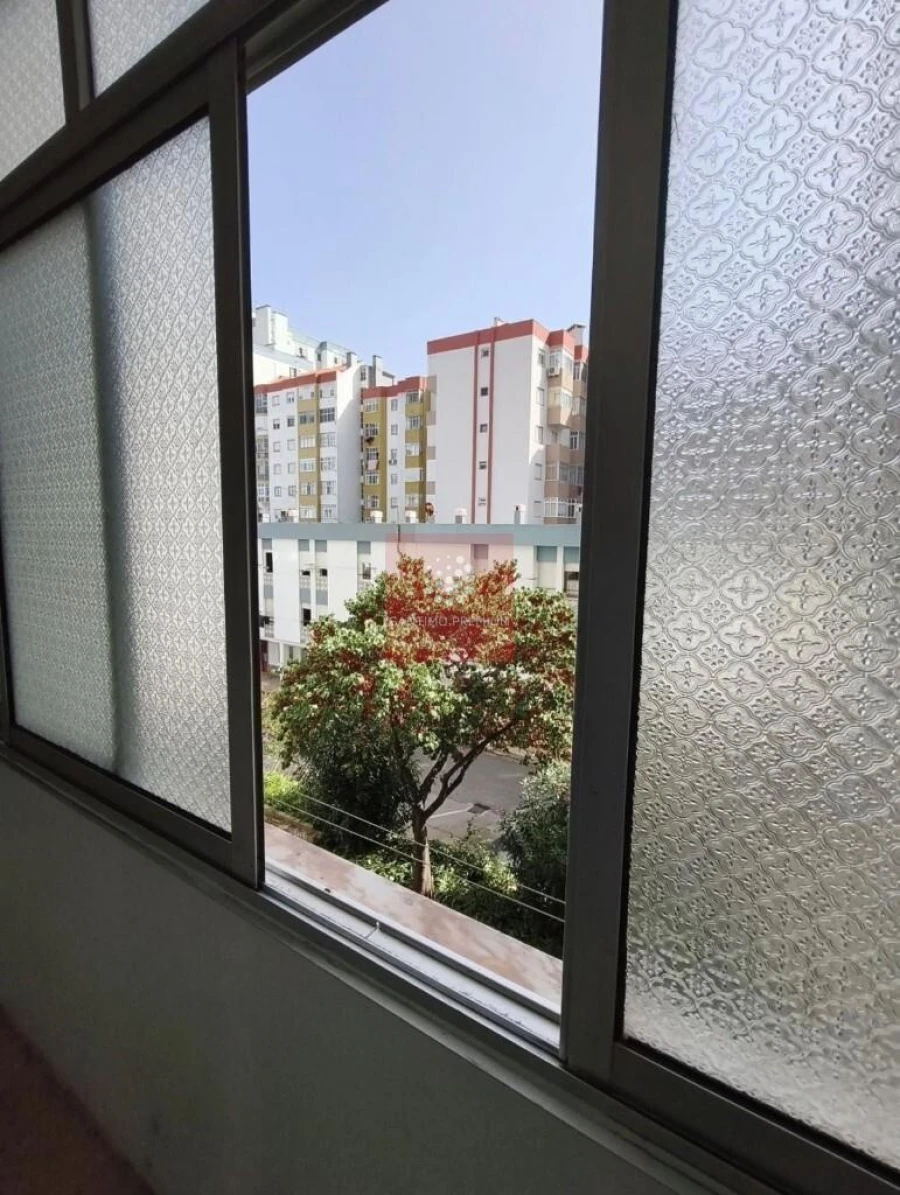 Apartamento T1 para Venda em Alfragide Foto 8