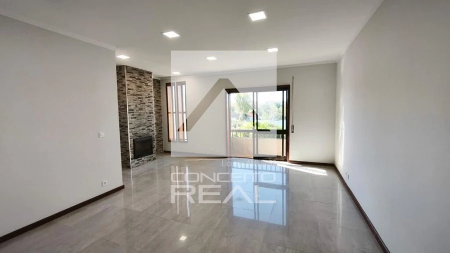 Apartamento T3 para Venda em Paços de Brandão Foto 8