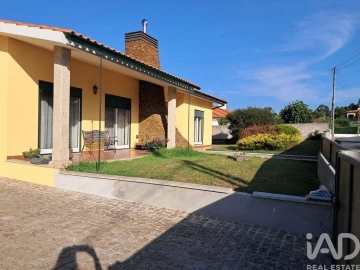 Moradia T3 para Venda em Reboreda e Nogueira