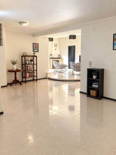 Apartamento T4 para Venda em São João Baptista